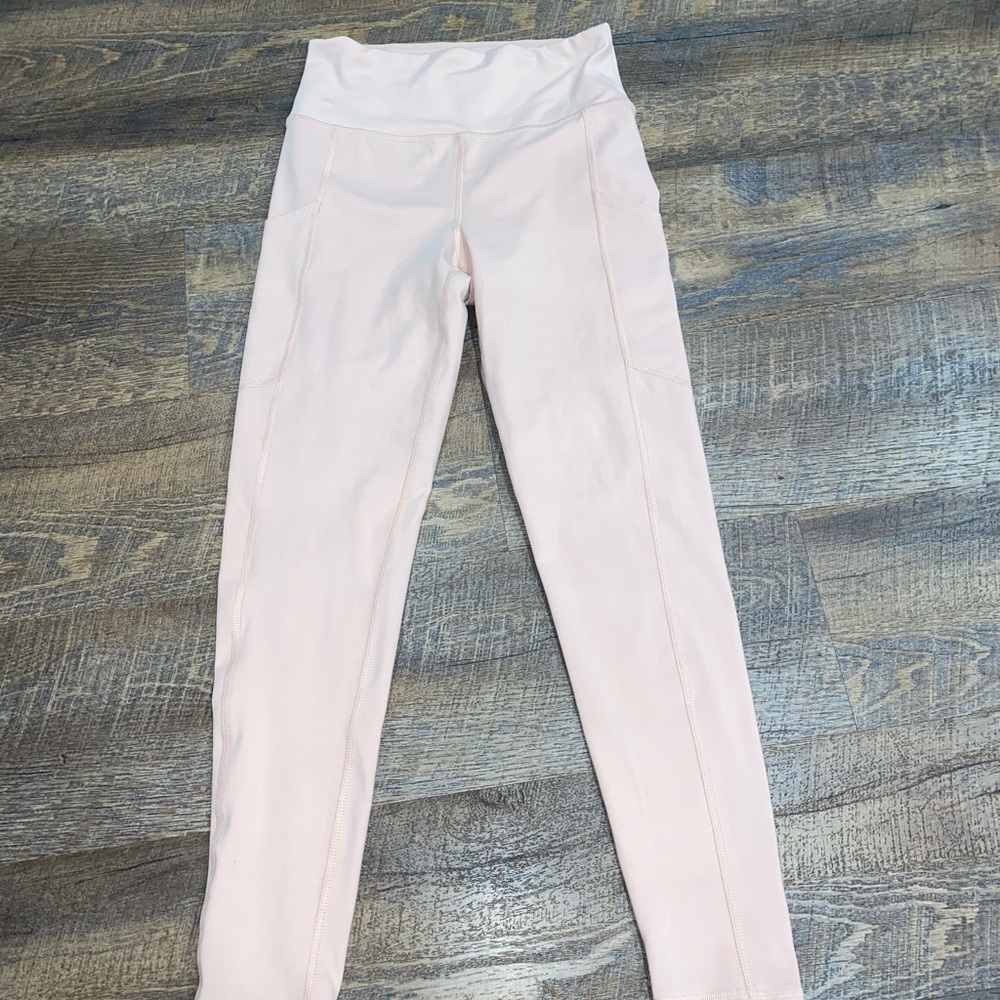 American Eagle pink everything pocket leggings